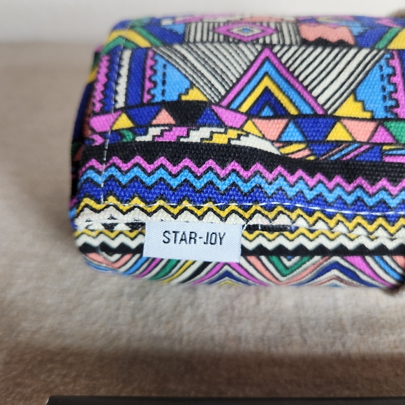 Star Joy Colored Pencils Roll Up Set - 70+ Vibrant Colors Arteza Coloring Book - Picture 4 of 9